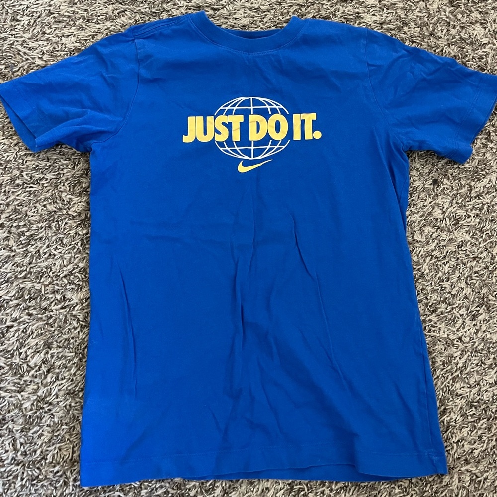 Nike boys M